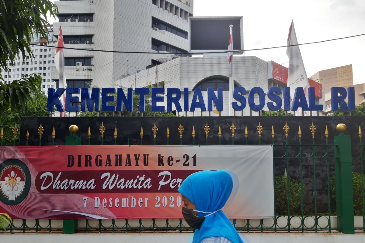 60 pegawai positif, Kemensos 