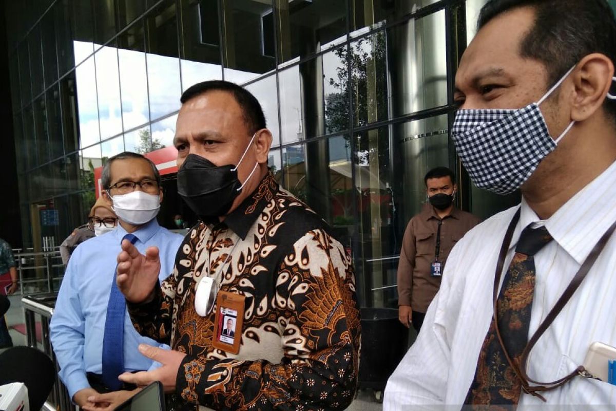 Ketua KPK Firli: Pers berperan mencerdaskan kehidupan bangsa