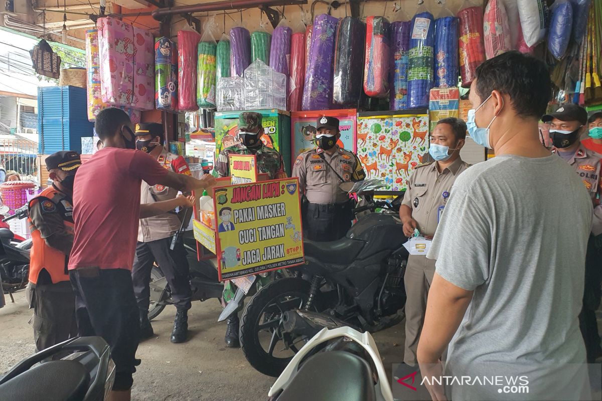 Polsek Tanah Abang luncurkan Motor 3M tekan kasus COVID-19