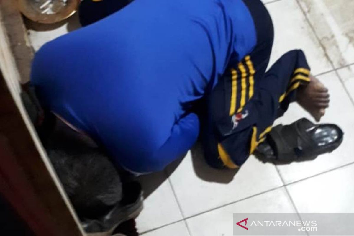 Pintu rumah terkunci dari dalam, Abdussani ditemukan meninggal dunia