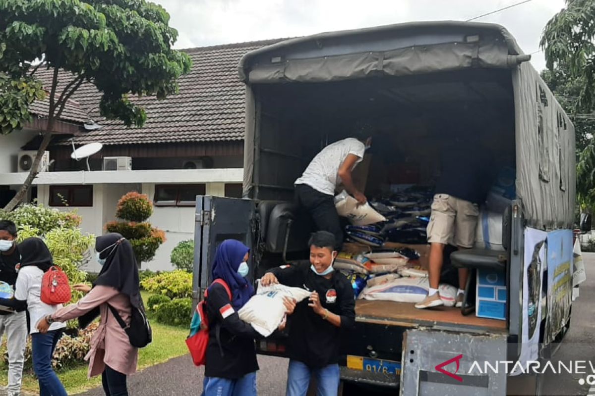 Pemkab Bangka salurkan satu ton beras korban gempa Sulbar