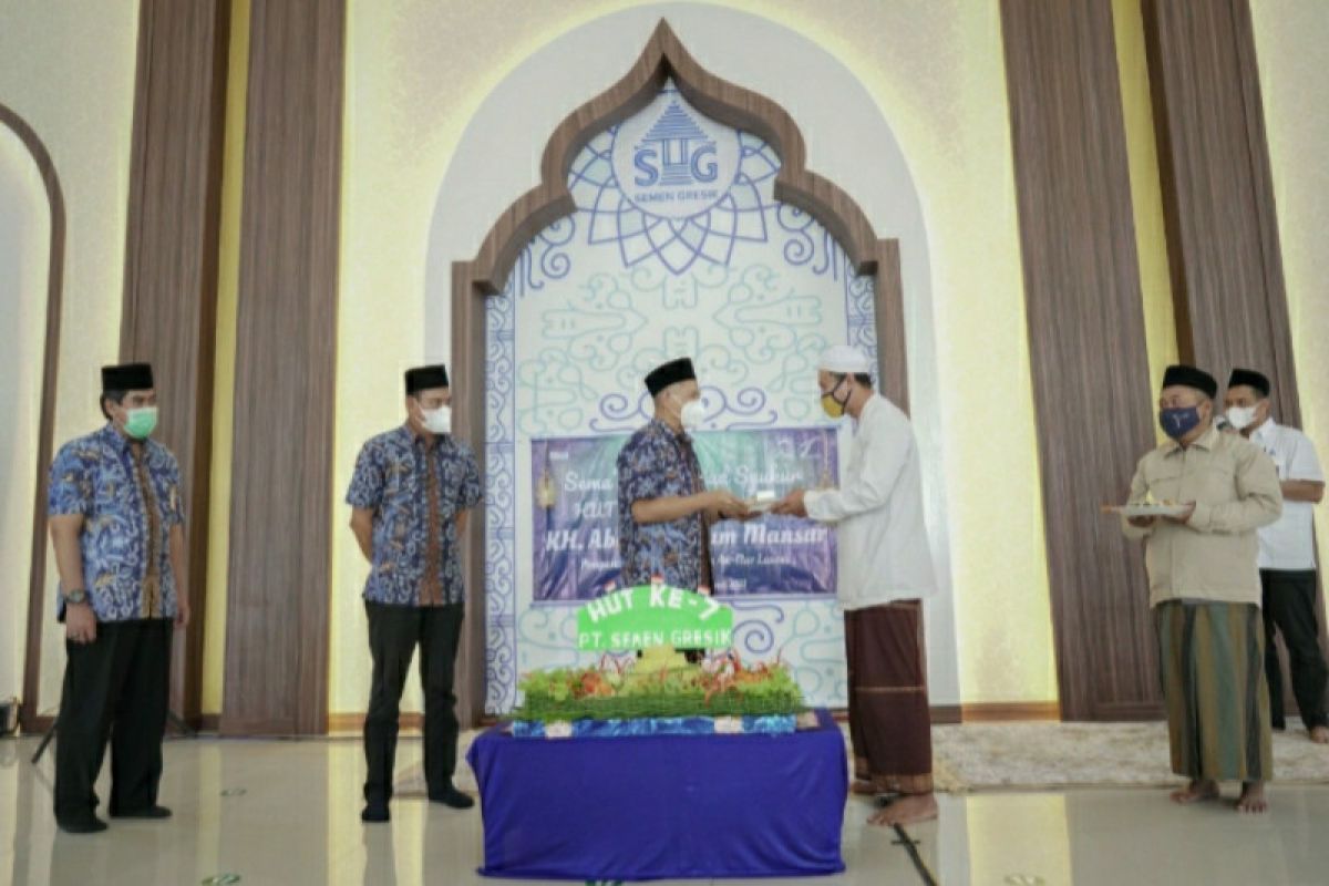 Semen Gresik gelar semaan dan sujud syukur, apresiasi kinerja selama 7 tahun