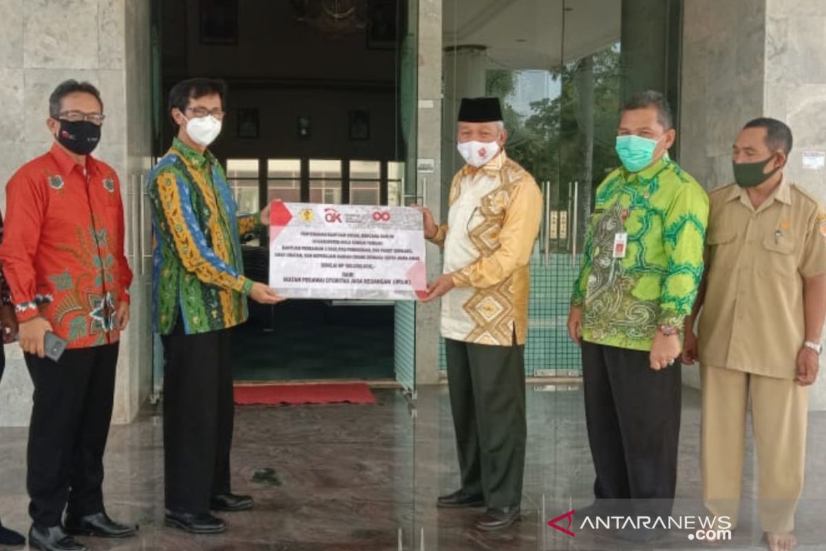 HST terima bantuan dari OJK untuk perbaikan sekolah