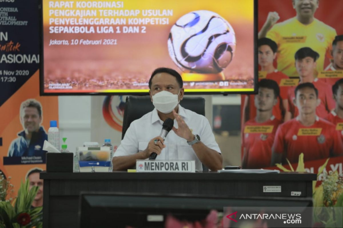 Menpora meminta masyarakat bersabar soal nasib sepak bola