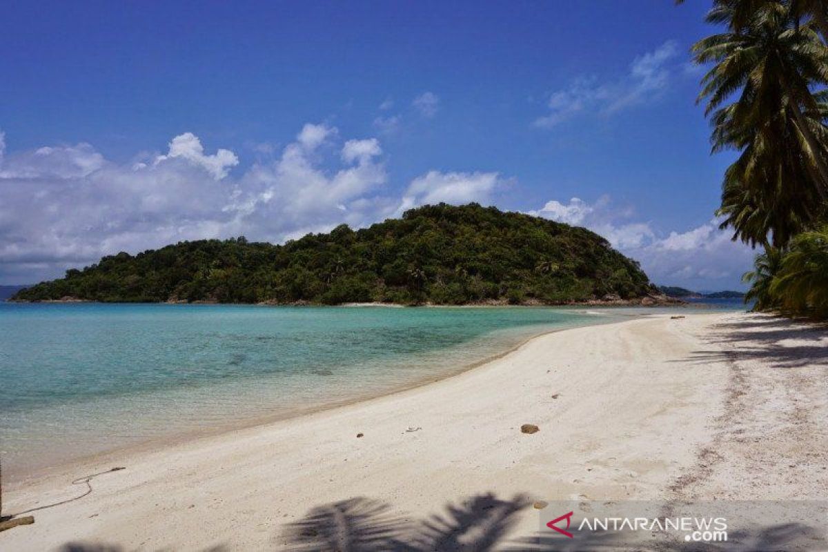 Riau miliki Perda untuk selesaikan konflik pulau-pulau kecil