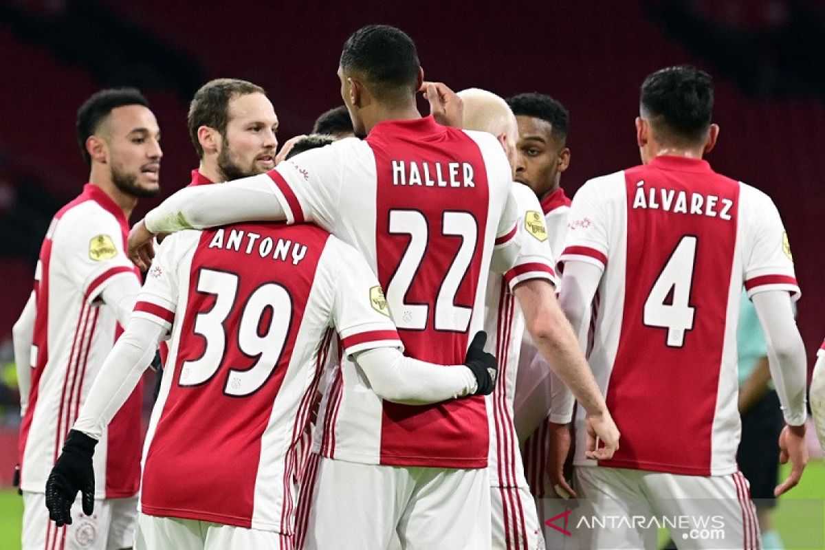 Liga Belanda: Ajax kokoh di puncak, PSV terpeleset