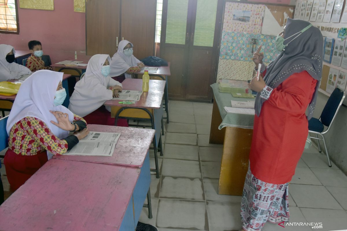 Baru 50 persen siswa Pekanbaru belajar tatap muka, begini alasannya