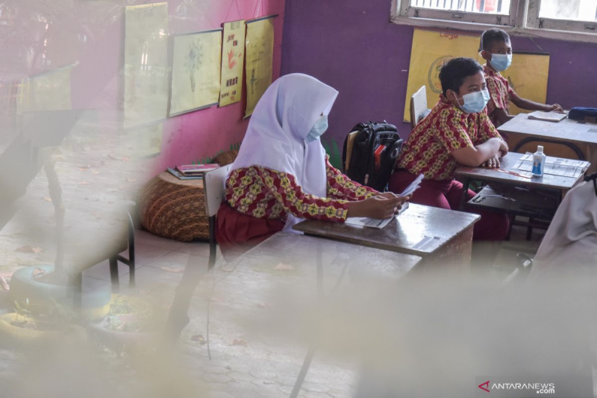 Hanya 50 persen sekolah di Pekanbaru diizinkan belajar tatap muka