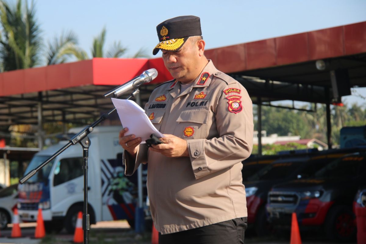 Polda Kalbar kerahkan 881 Bhabinkamtibmas-20 nakes tangani COVID-19