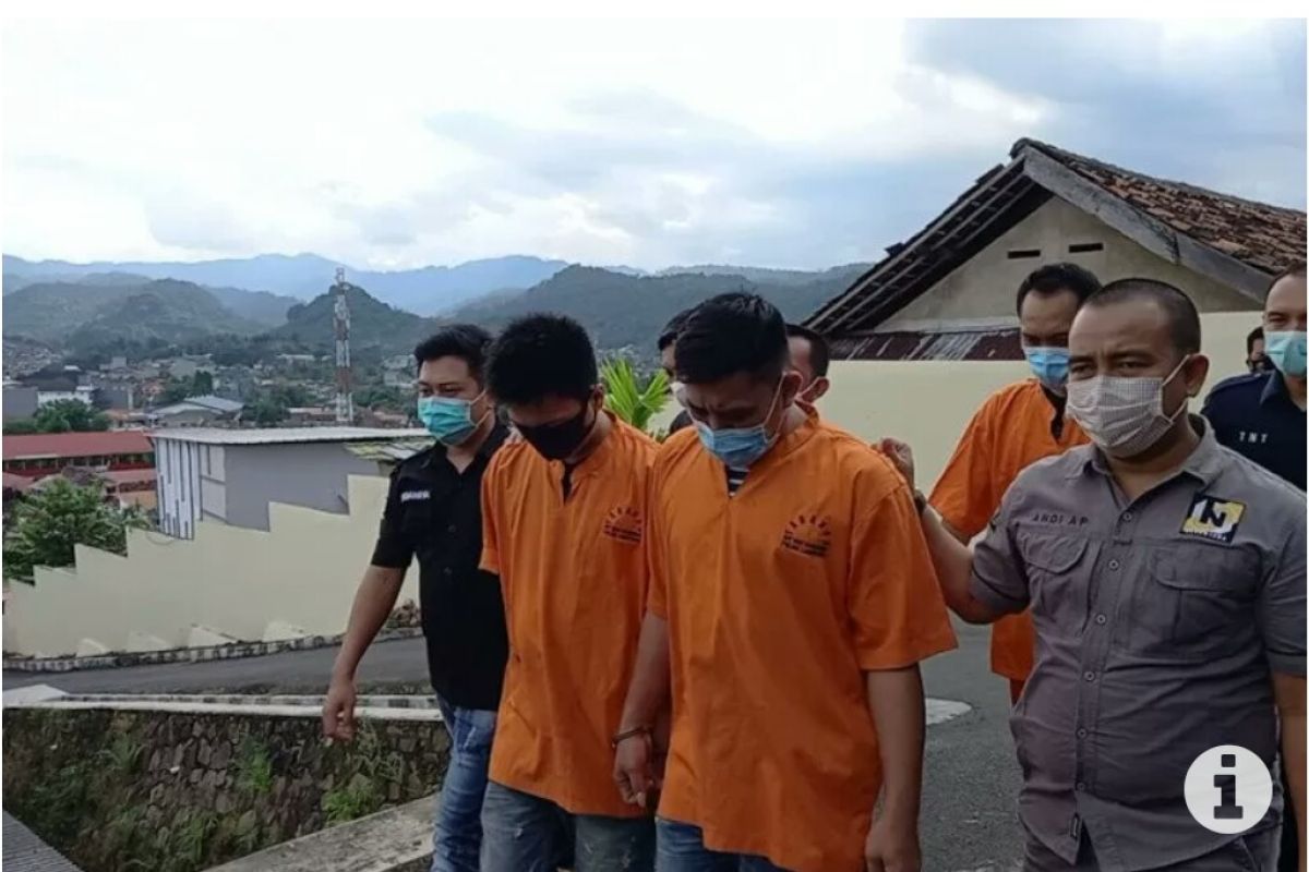 Polisi temukan timbangan sabu dan peluru di rumah Jaksa Rengga