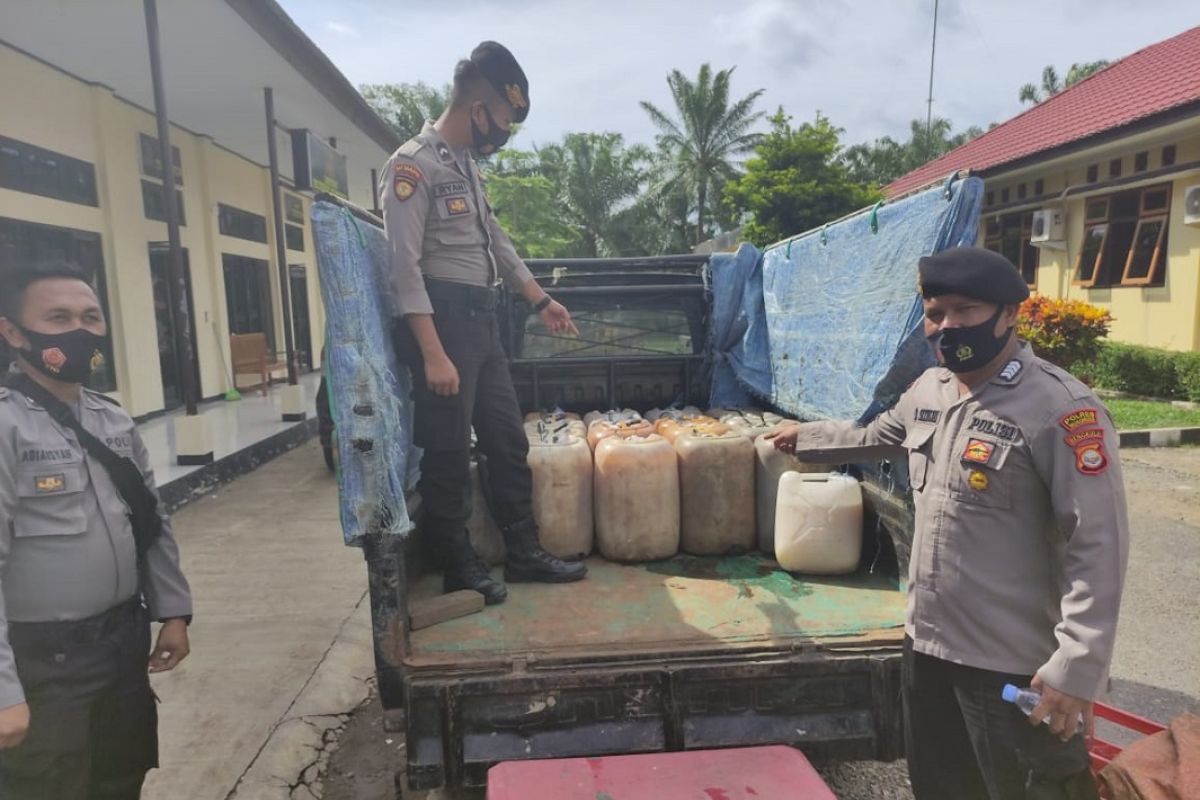 Polres Mukomuko hentikan aktivitas produksi minuman keras