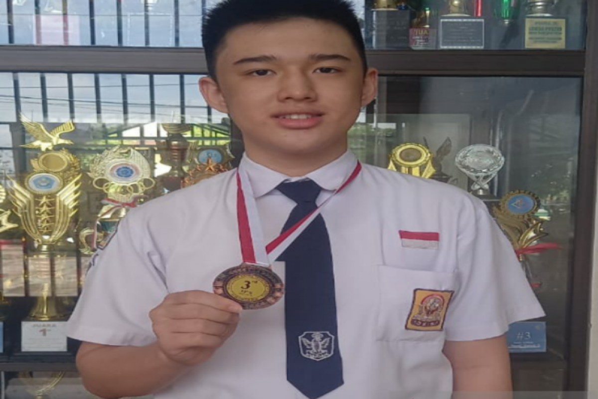 Siswa SMP Frater Kendari sabet 21 medali di Kompetisi Sains Indonesia
