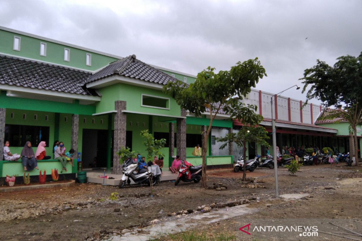 Ratusan korban banjir di Kudus masih bertahan di tempat pengungsian