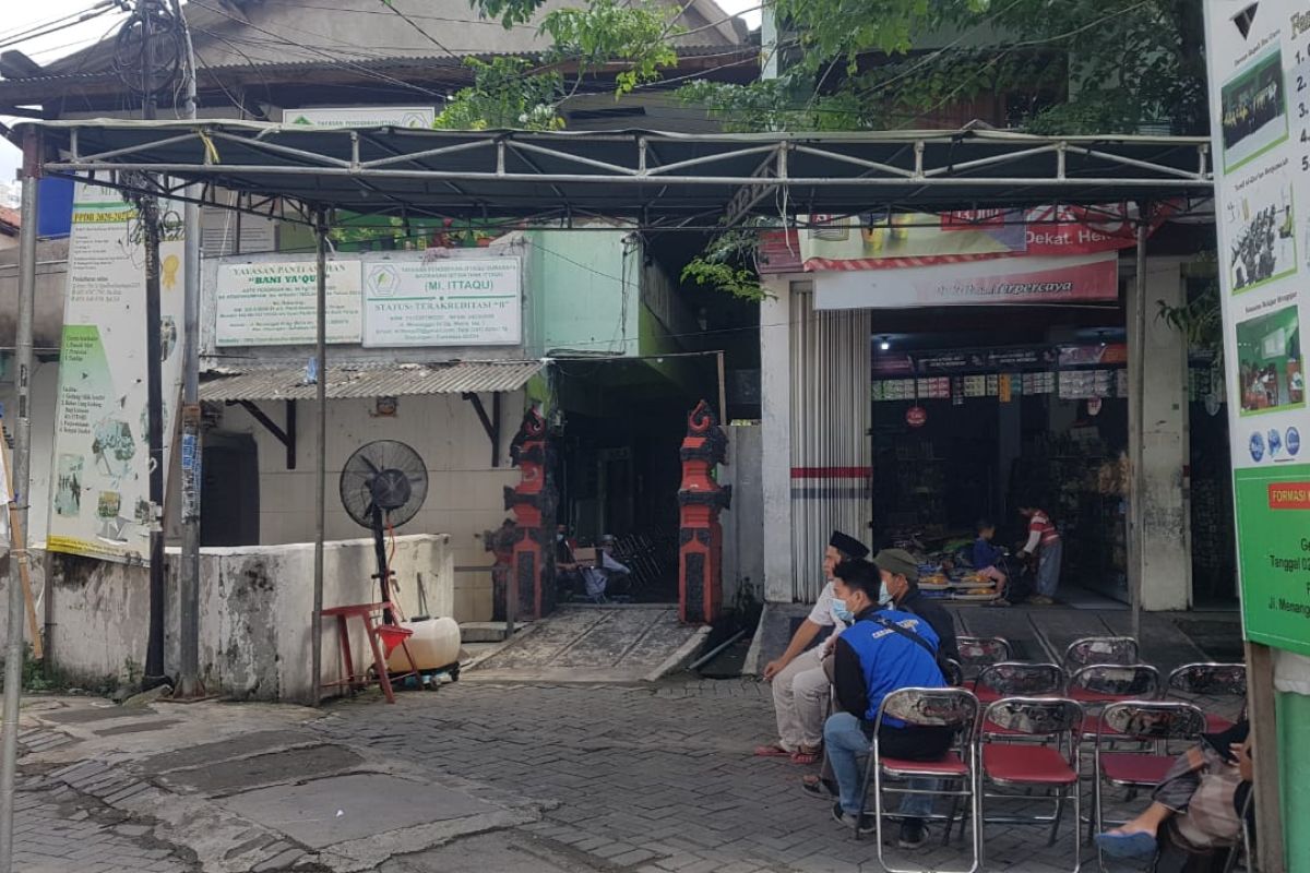 Anggota Bawaslu Kota Surabaya Yaqub Baliyya meninggal akibat COVID-19