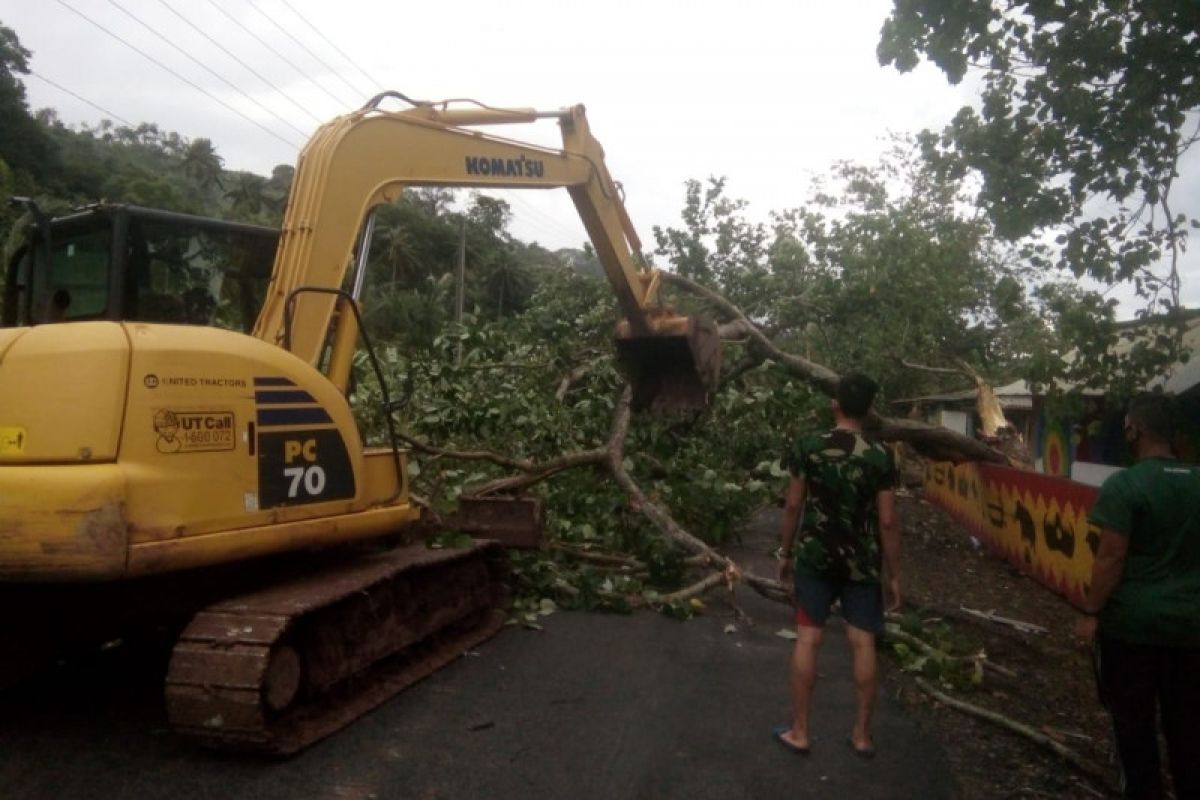 BPBD Kota Bandarlampung ingatkan masyarakat waspadai cuaca buruk