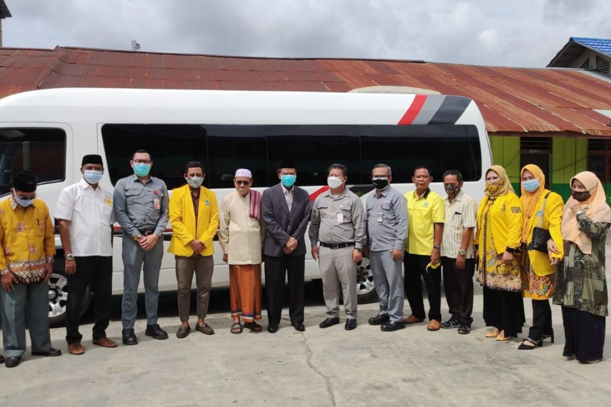 Kideco serahkan bantuan minibus ke  Ponpes Al-Ihsan