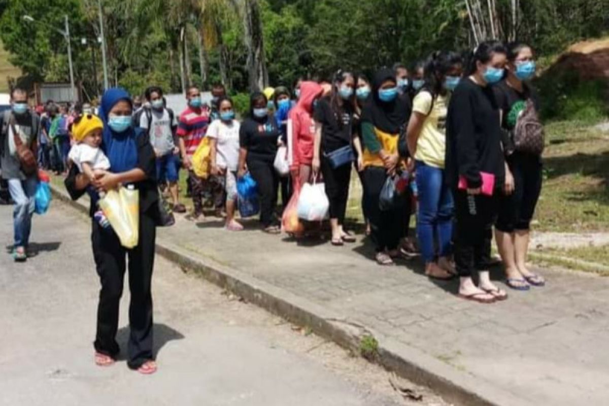 KJRI di Kuching bantu pulangkan PMI kondisi khusus melalui PLBN Entikong