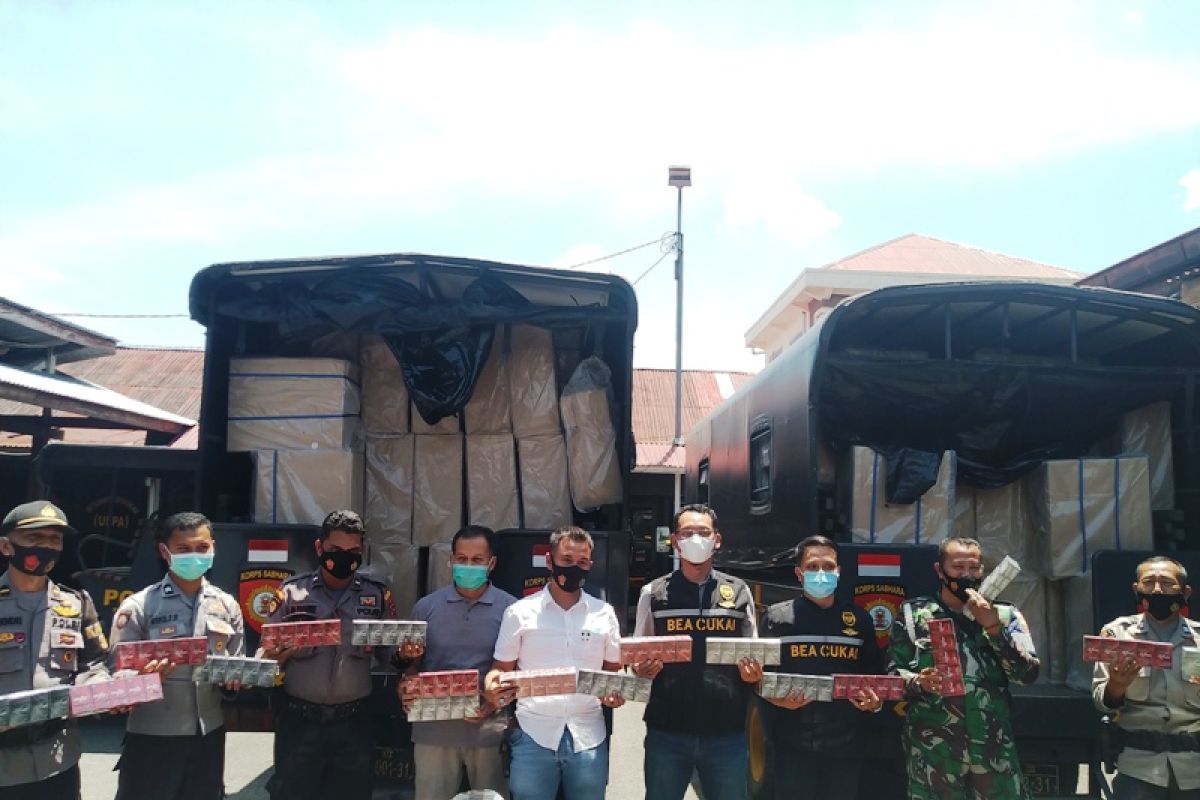 Polres Payakumbuh amankan 305 kardus rokok ilegal disimpan warga