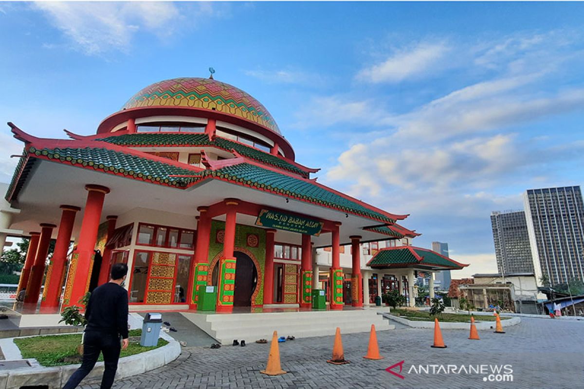 Jusuf Hamka dengan cita-cita bangun 1.000 masjid