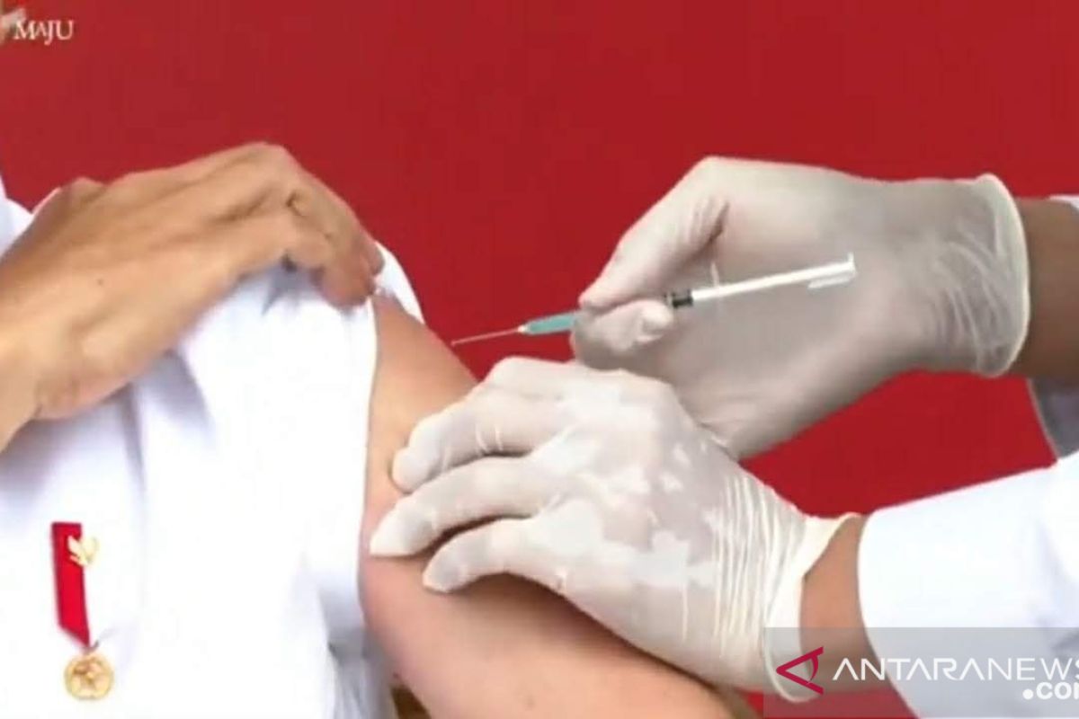 Vaksinasi COVID-19 tenaga kesehatan bertambah 43.140 orang total 1.060.326
