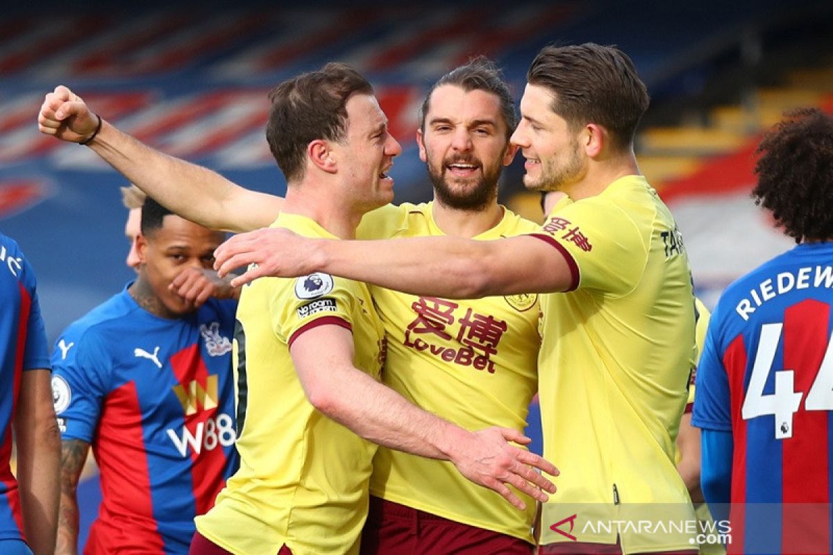 Jay Rodriguez bawa Burnley bungkam Crystal Palace 3-0