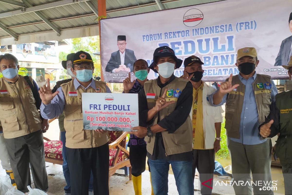 ULM bantu warga Kurau terdampak banjir