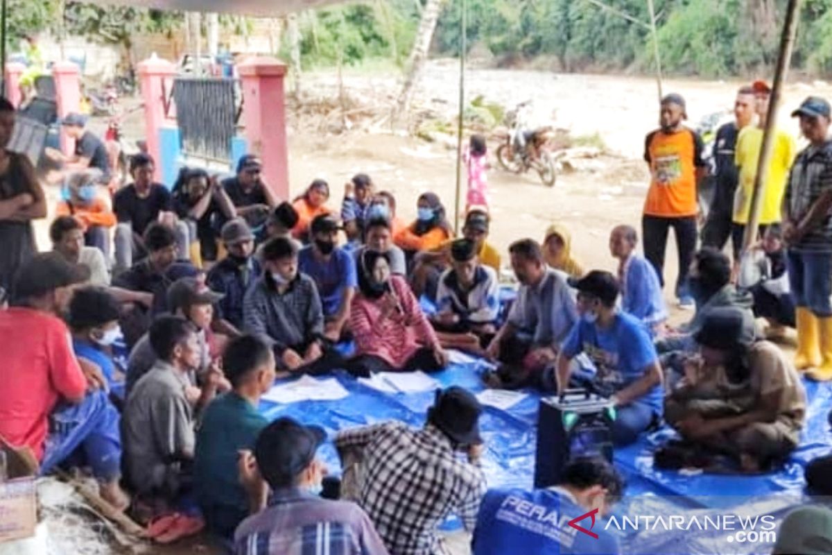 Warga Dayak Meratus pertahankan hutan lindung dari ilegal logging, PERADI siap pedampingan hukum