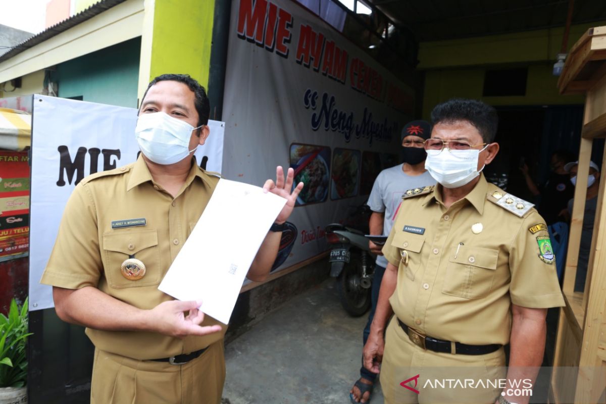 1.000 pelaku usaha di Kota Tangerang  dapat izin usaha mikro kecil