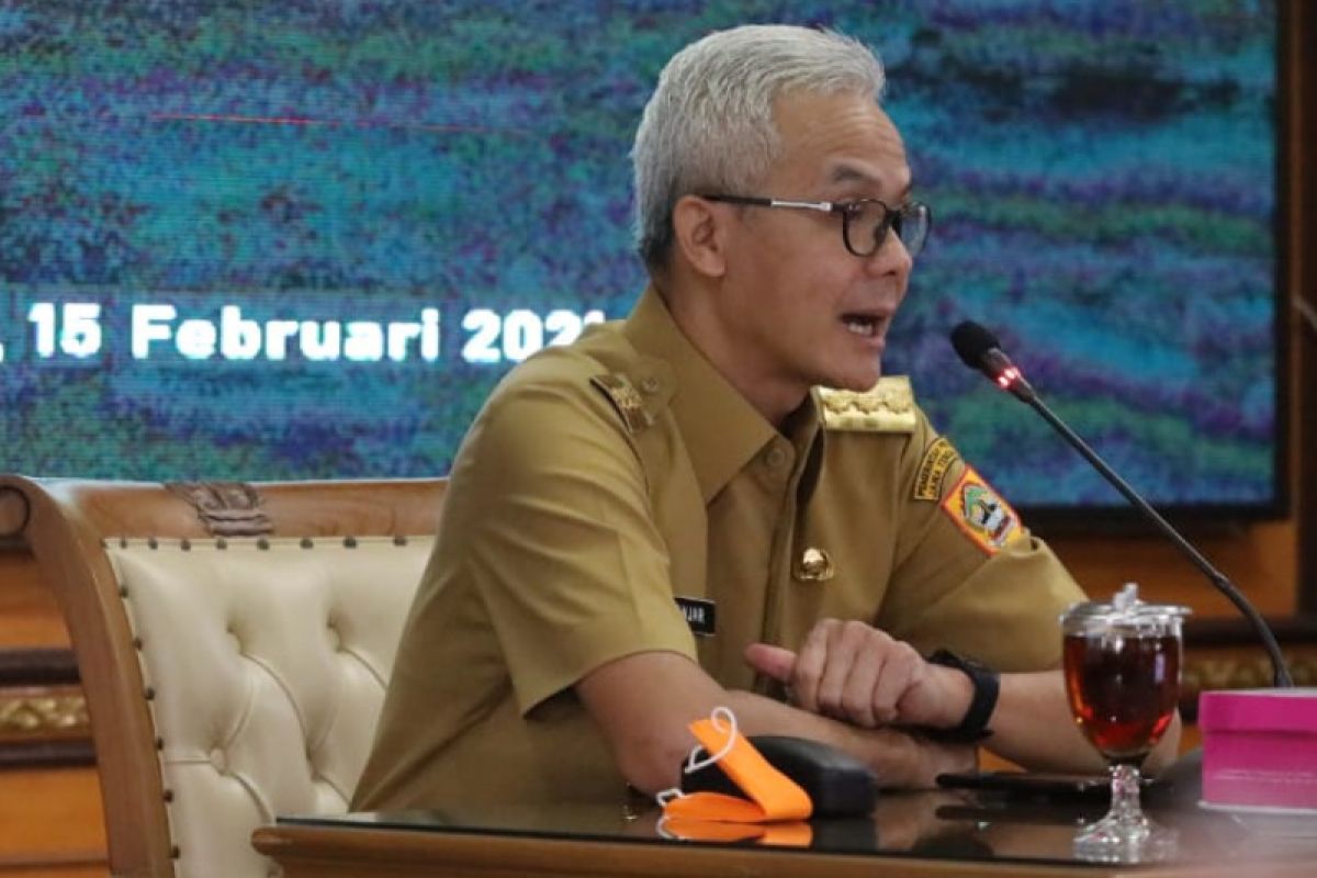 Gubernur Ganjar lebih utamakan persuasif terkait sanksi penolak vaksinasi