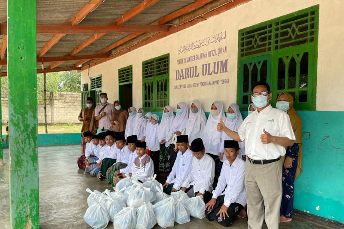 Hari Gizi Nasional, GGF bantu sembako untuk pondok pesantren