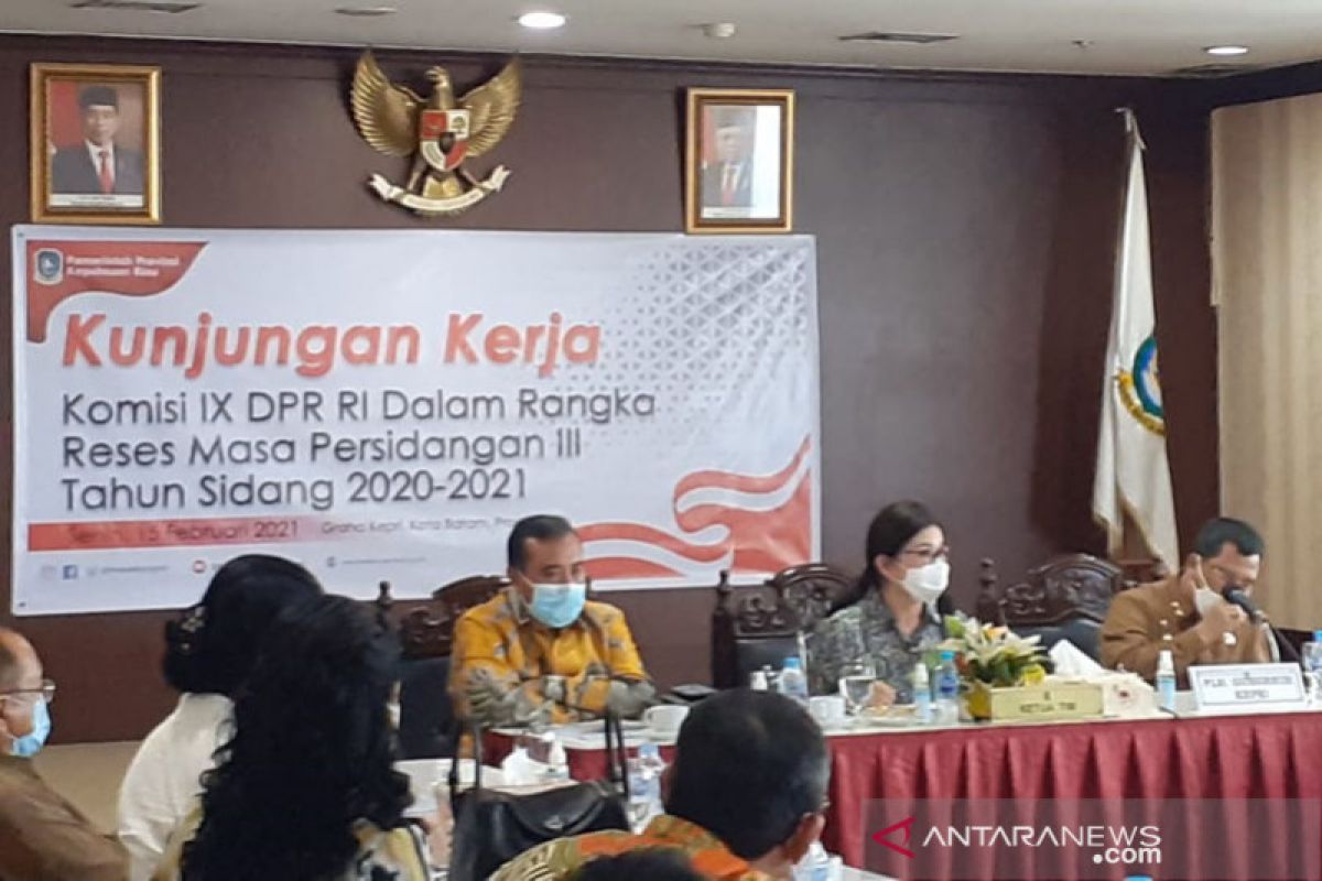 DPR RI minta Kemenaker perhatikan PMI pulang saat pandemi