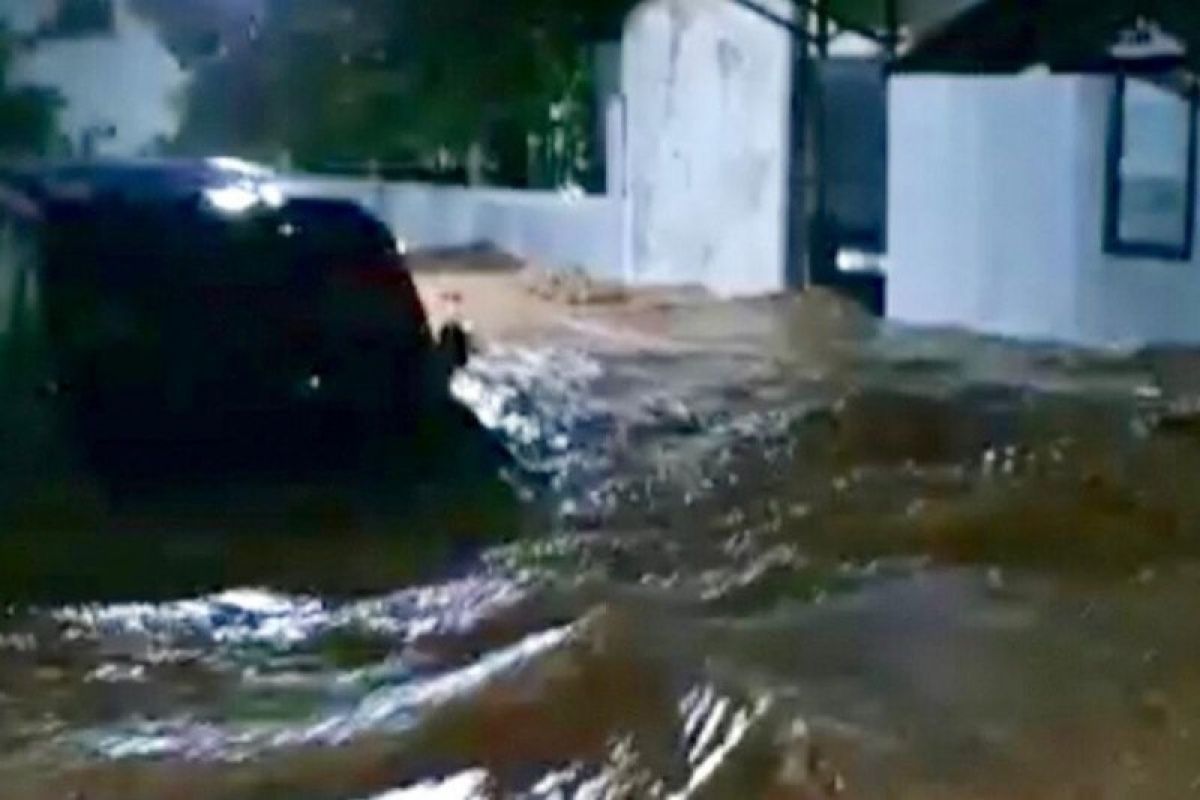 Pembangunan secara masif bukan akar masalah banjir