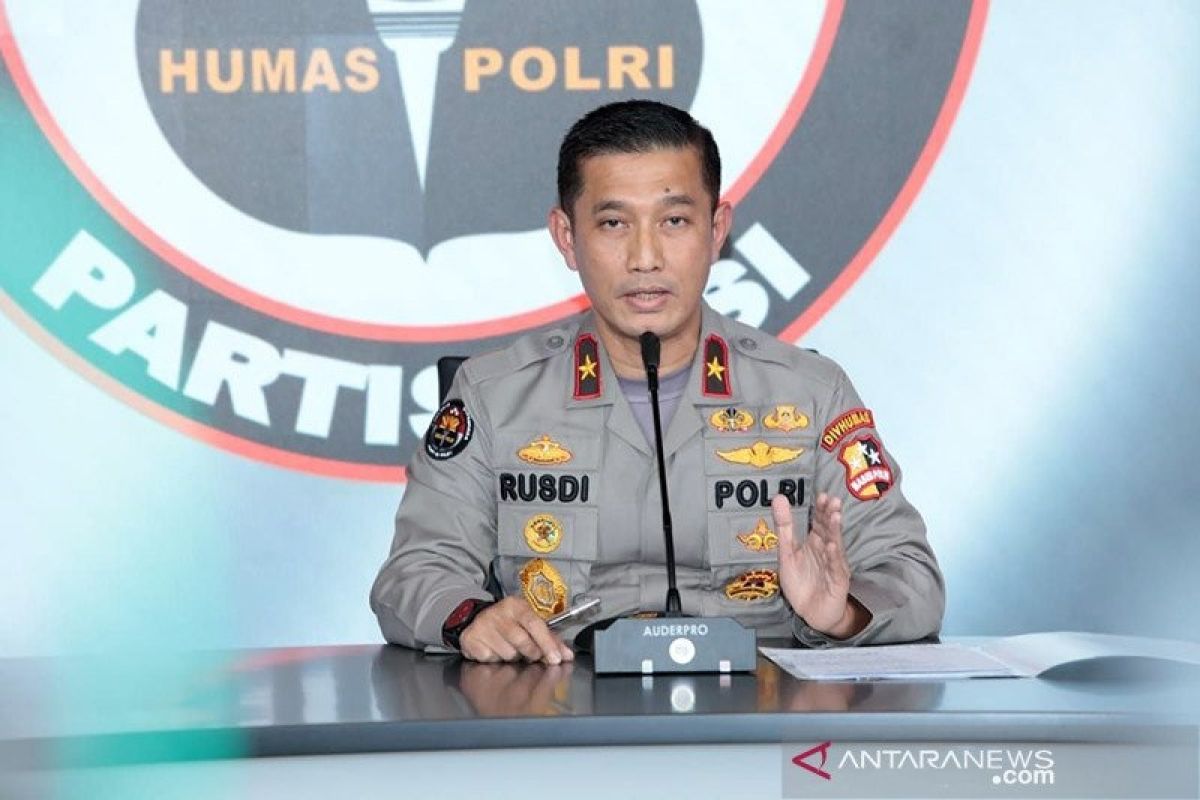 TNI dan Polri gelar Rapat Pimpinan TNI/Polri untuk bahas penanganan COVID-19