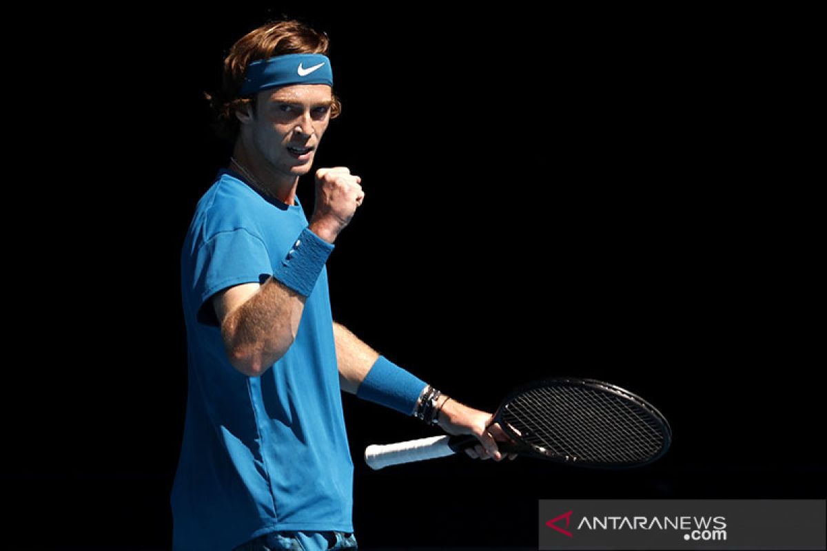 Rublev bertemu Tsitsipas pada final ATP Masters 1000 perdana