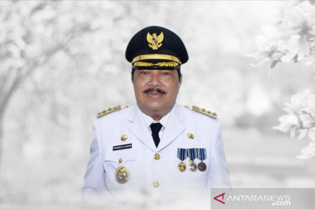 Bupati Paser Kaltim Yusriansyah Syarkawi meninggal dunia