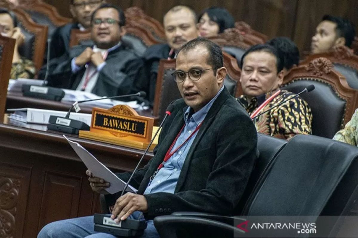 Dua menteri tersangka korupsi layak dituntut hukuman mati