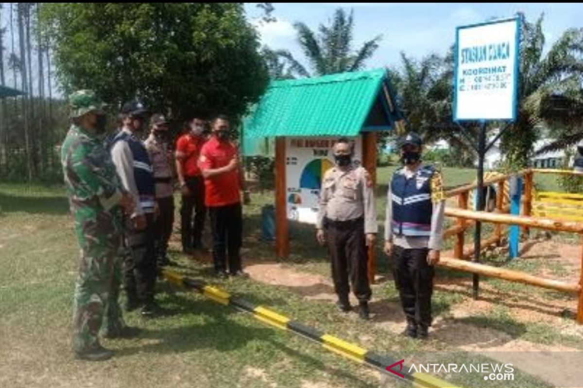 Polsek Sungai Mandau, KPH Siak dan RAPP patroli karhutla bersama