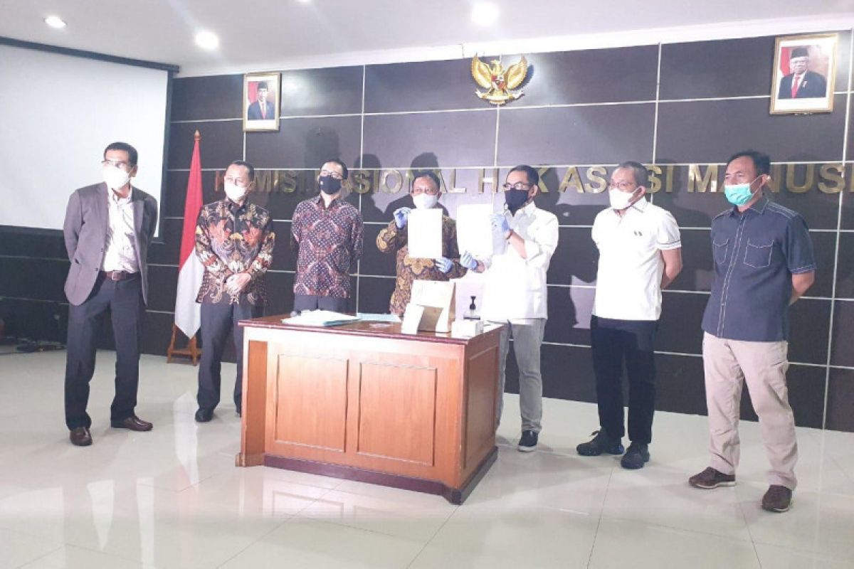 Komnas HAM serahkan barang bukti kasus Laskar FPI