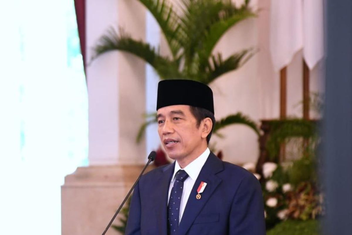 Jokowi: Pandemik dorong penerapan cara baru selenggaraan peradilan