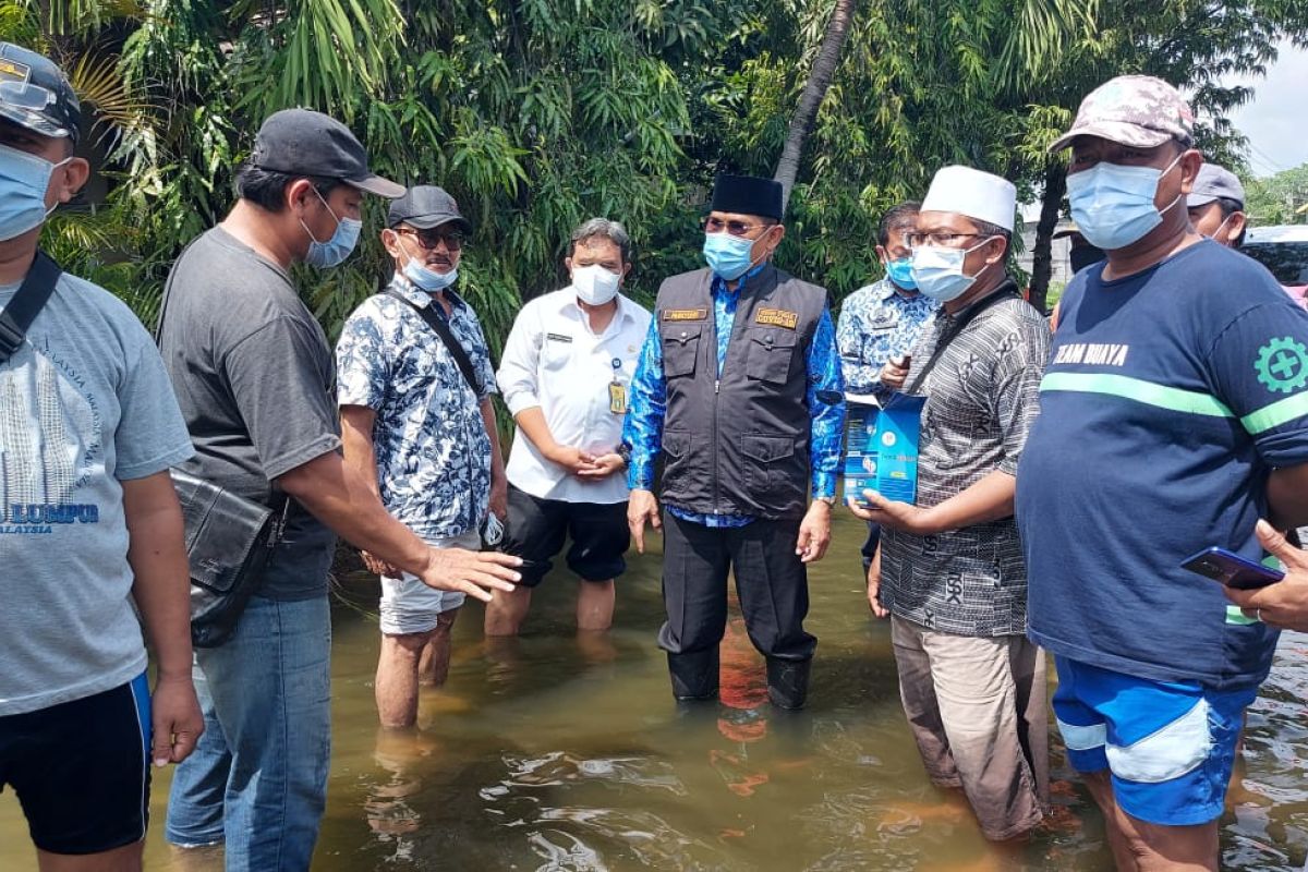 Pemkab Sidoarjo siapkan tempat mengungsi bagi warga terdampak banjir di Rangkah Kidul