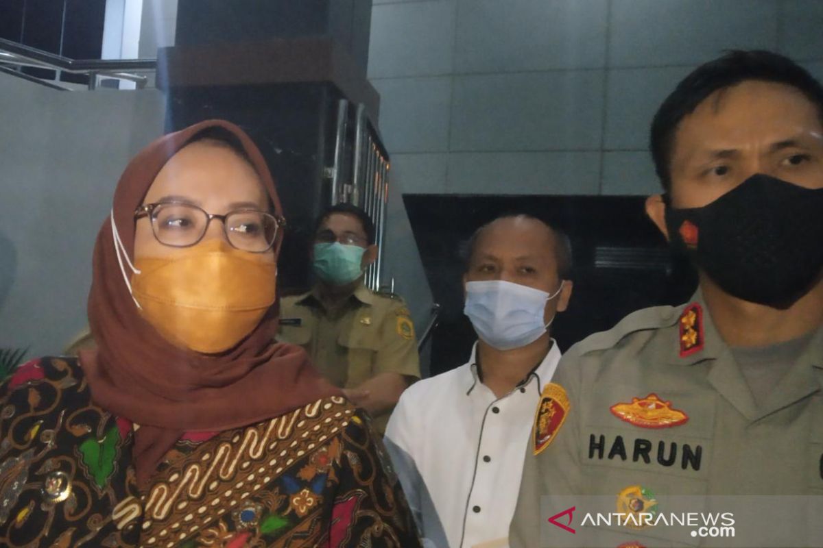 Bupati Bogor: Tindak tegas staf desa yang korup dana bansos pandemi