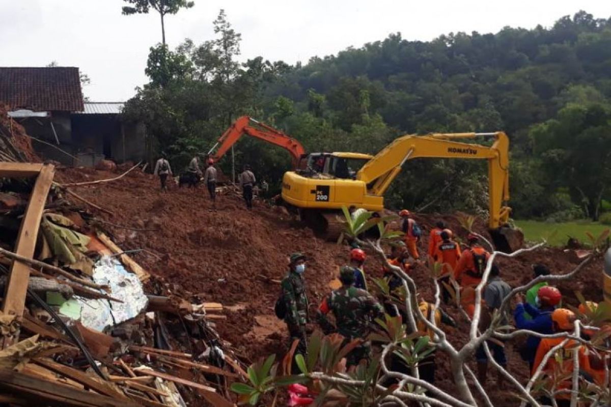 ACT Madiun kirim relawan  bantu penanganan bencana Nganjuk