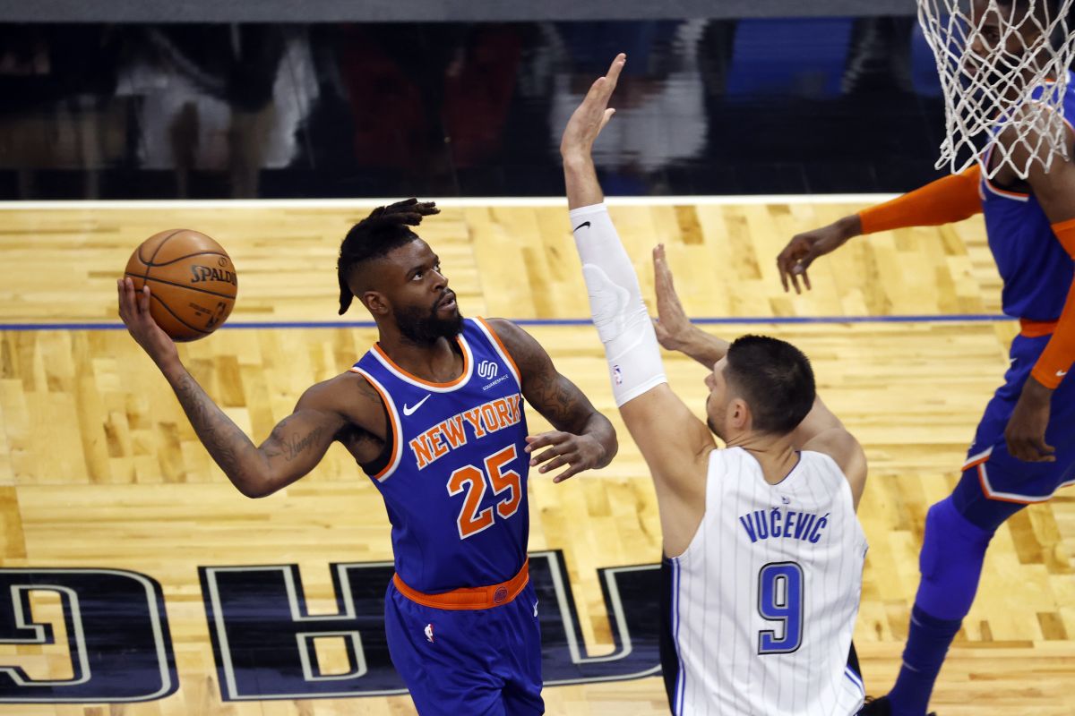 Derrick  memacu kemenangan Knicks atas Clippers