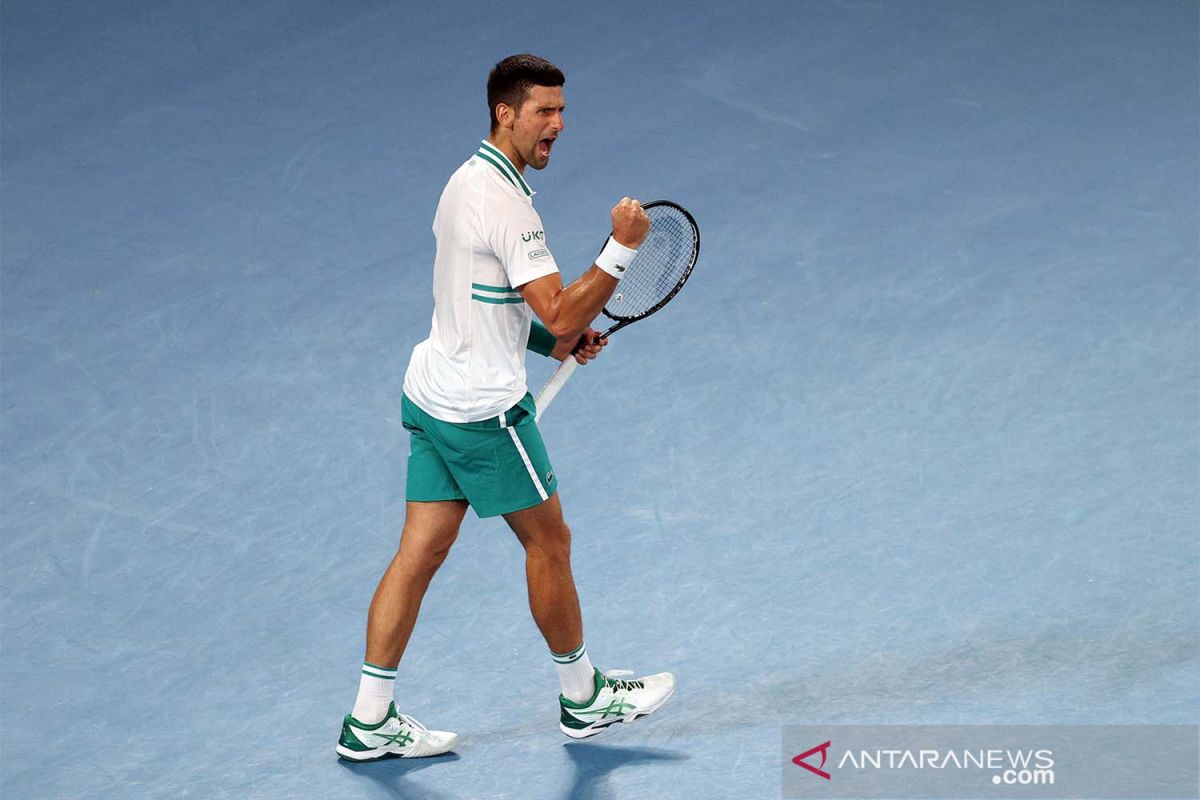 Atasi Karatsev, Djokovic menuju final Grand Slam ke-28