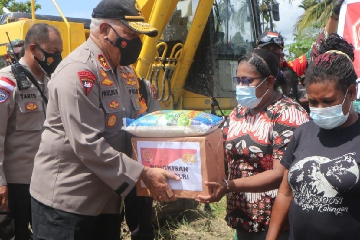 TNI-Polri bersinergi bantu korban banjir di Jayapura dan Kabupaten Keerom