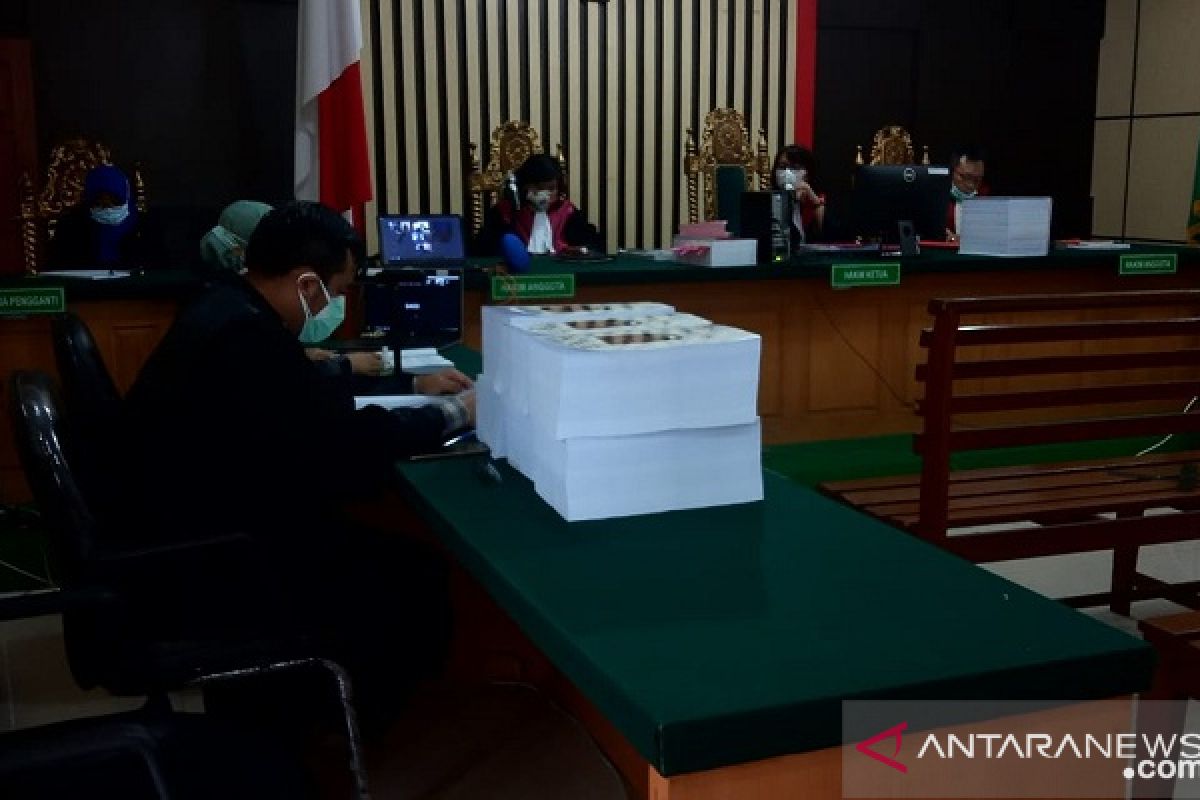 Mantan Ketua DPRD Jambi dituntut enam tahun penjara