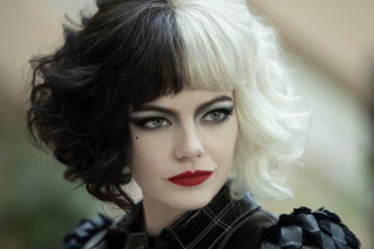 Emma Stone bertransformasi jadi penjahat ikonis Disney "Cruella"