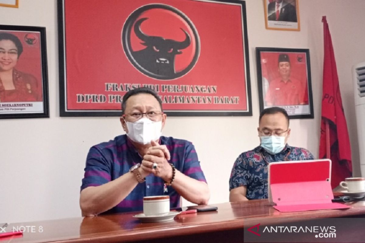 PDI P minta masyarakat Sekadau tunggu putusan MK