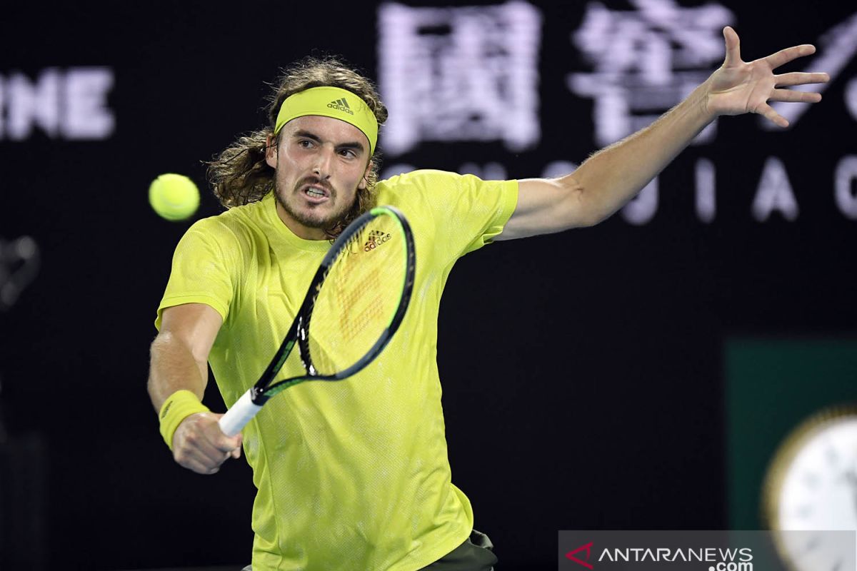 Unggulan kedua Tsitsipas bangkit dari ketertinggalan menuju semifinal Rotterdam