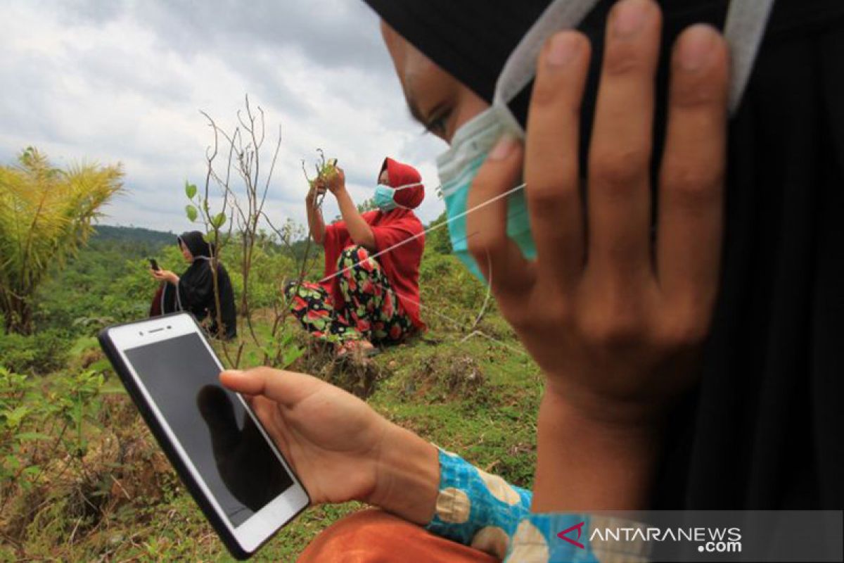 Kominfo RI percepat bangun akses internet di seluruh desa